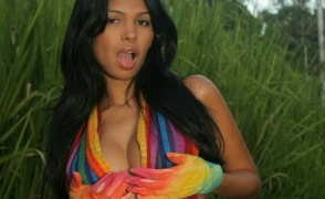 Karla Spice Rainbow Hottie