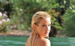 Lia Hot Summer Day