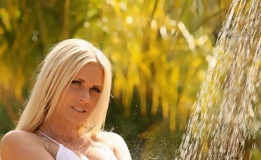Melissa Dawn Taylor White Bikini All Wet