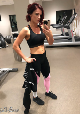 Karen Sexy Selfies from her Phone