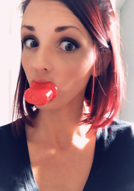 Karen Sexy Selfies from her Phone