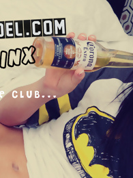 Catie Minx fights the Virus