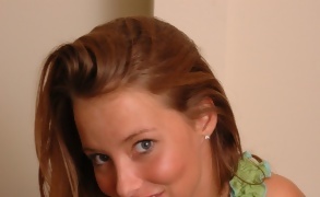 Caitlynn Loves Green